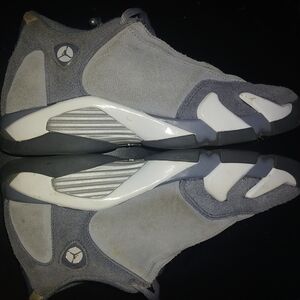 Jordan 14 Retro Flint Grey (GS),5.5y,white grey,very used condition